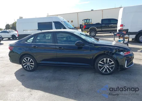 2025 Volkswagen Jetta 1.5T Se z USA, uszkodzony, nr VIN 3VWEX7BU0SM021955